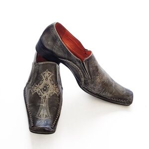 ROBERT WAYNE LEATHER SHOES EXCELLENT CONDITION IN DIM GRAY